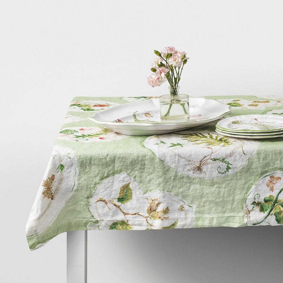 Daylesford Organic Daylesford X Colefax Quince Garden Tablecloth In Green New